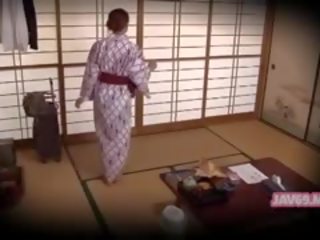 Kellemes szuper japán deity baszás